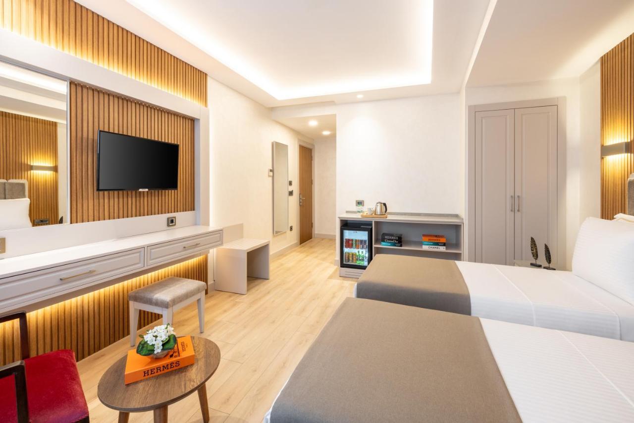 Carina Gold Hotel And Restaurant Истанбул Екстериор снимка