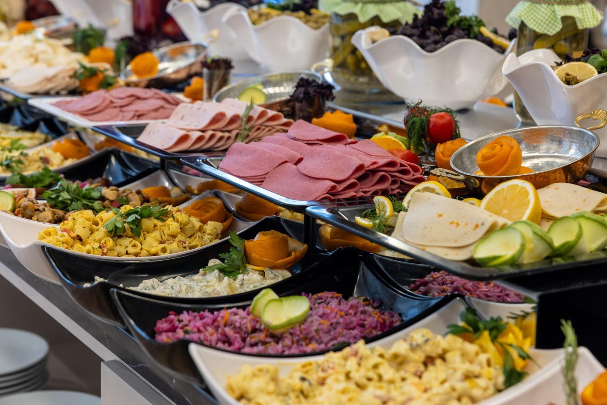 Carina Gold Hotel And Restaurant Истанбул Екстериор снимка